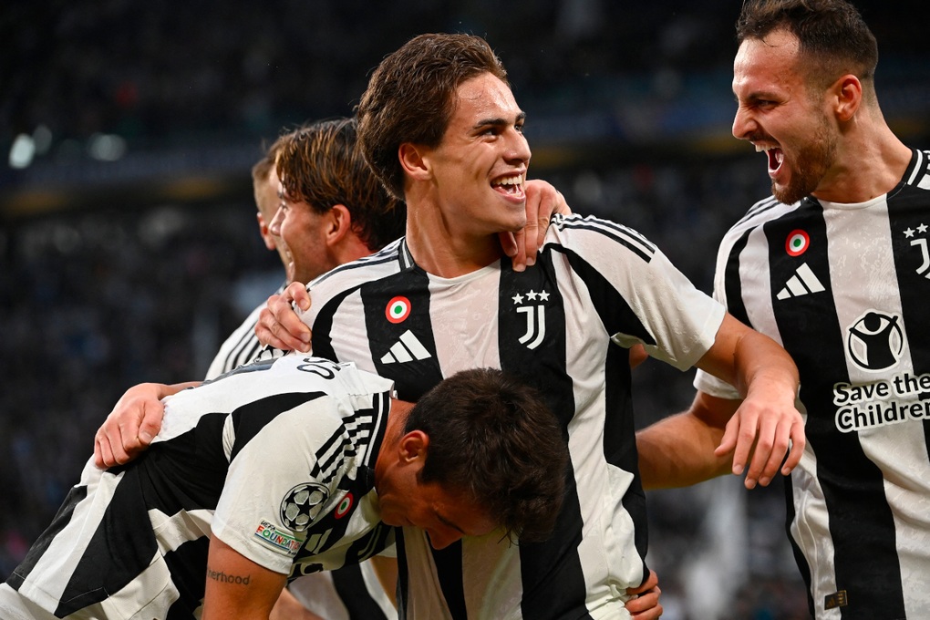 Juventus thắng đậm khi trở lại Champions League | Báo Dân trí