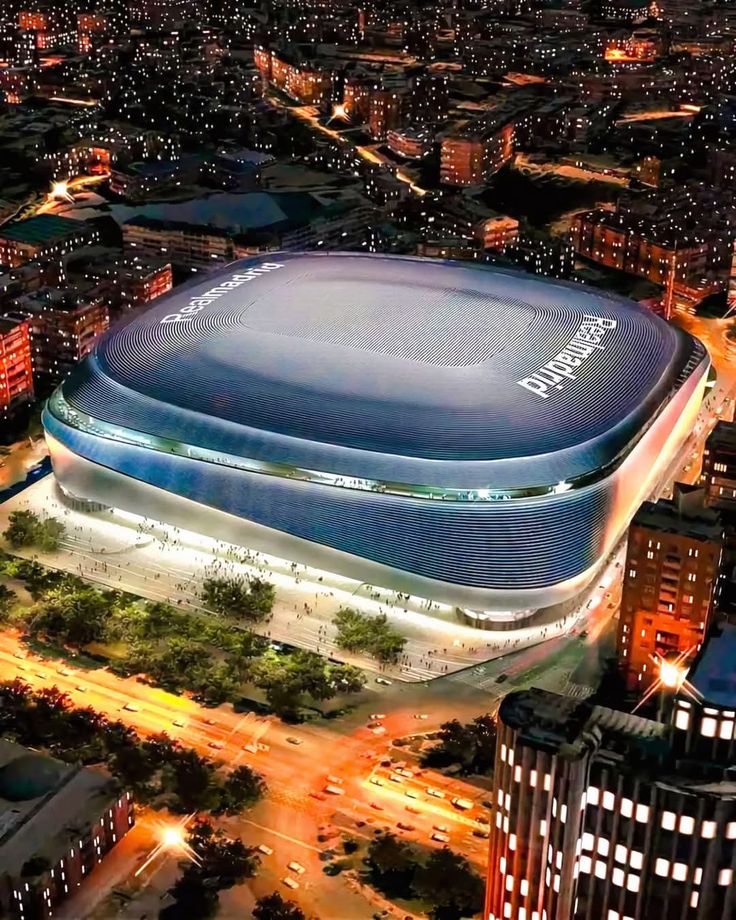 Top 10 sân vận động đẹp nhất thế giới năm 2025