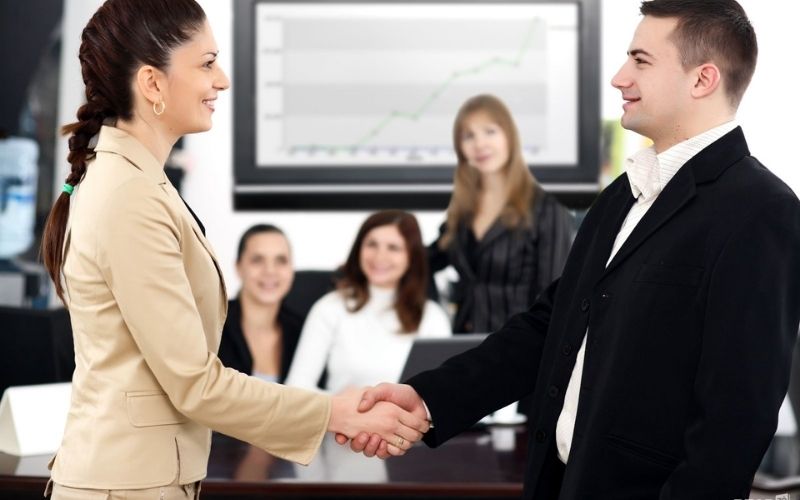 Tóm tắt các kỹ năng bán hàng mà chuyên gia cần biết