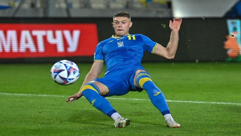 Hậu vệ quét trong chiến thuật tấn công và phòng thủ - V6Sport