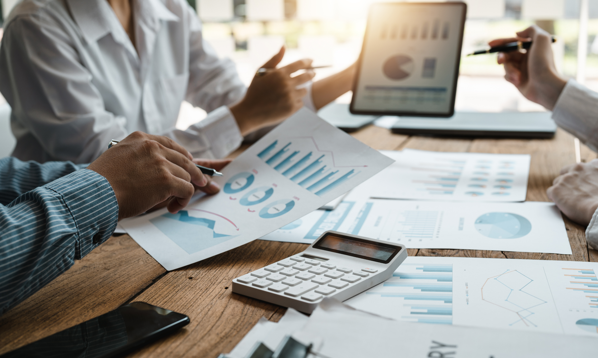 6 bước nghiên cứu hành vi khách hàng hiệu quả