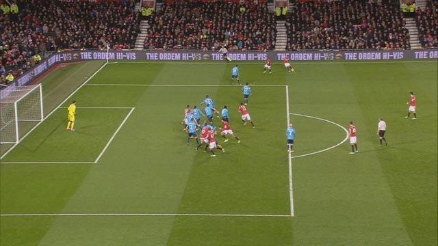 Việt vị trong bóng đá nghĩa là gì? Tình huống việt vị chi tiết - Báo Tuyên  Quang điện tử