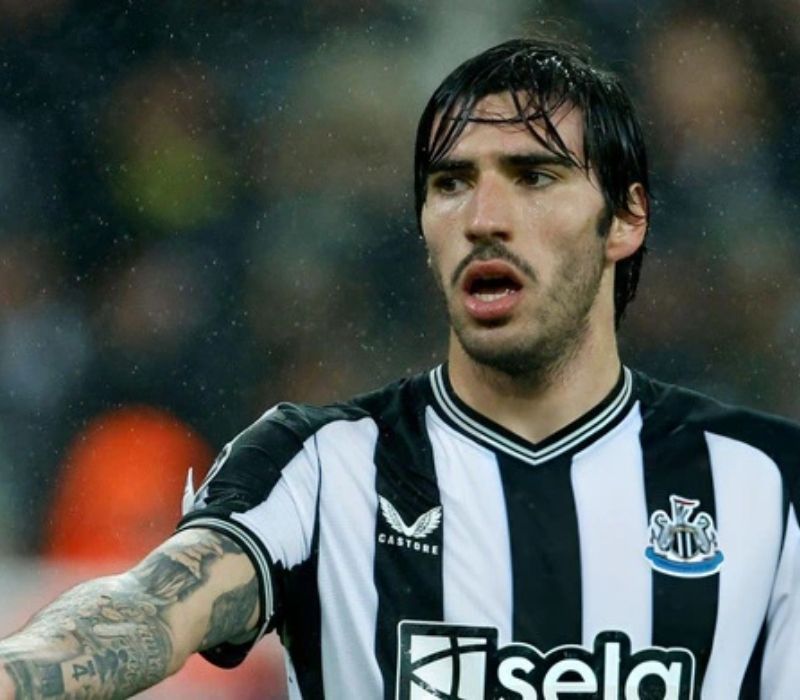 Tiểu sử cầu thủ Sandro Tonali số áo, đội tuyển, clb hiện tại