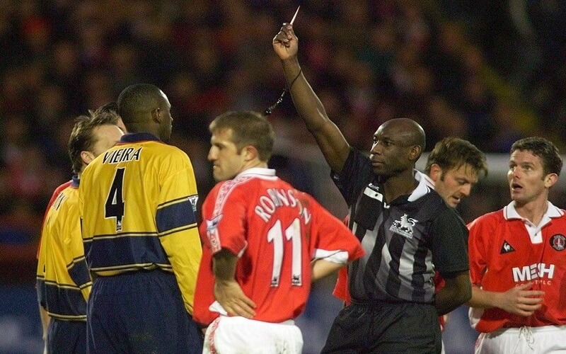 Patrick Vieira trong màu áo Arsenal