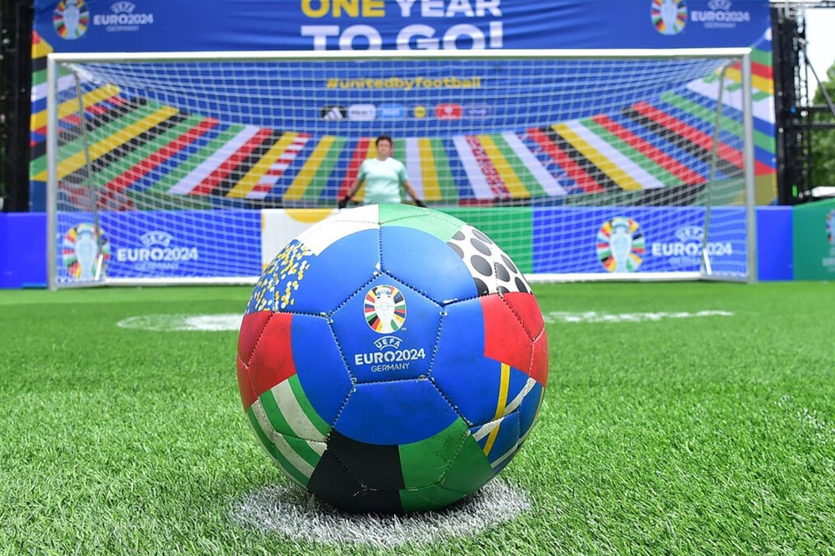 Giải Đấu Euro Là Gì? Lịch Sử Và Thể Thức Thi Đấu Của Euro