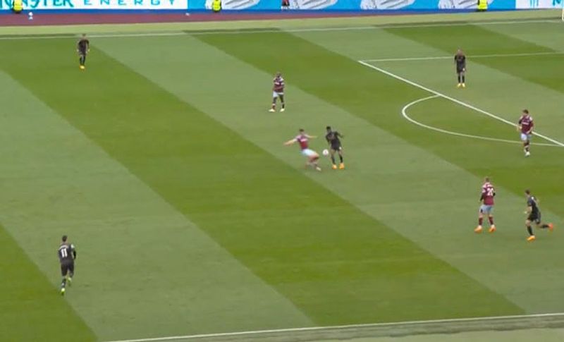 Tiền Vệ Mỏ Neo - Trụ Cột Của Chiến Thuật Bóng Đá Hiện Đại: Tiền Vệ Mỏ Neo Là Gì? - Rangers Việt Nam