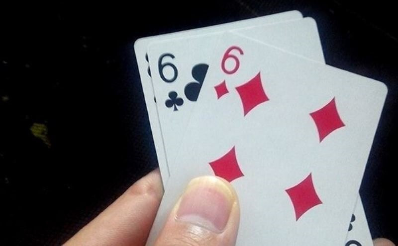 Bài ba cây là gì? Hướng dẫn chi tiết cách chơi bài 3 cây