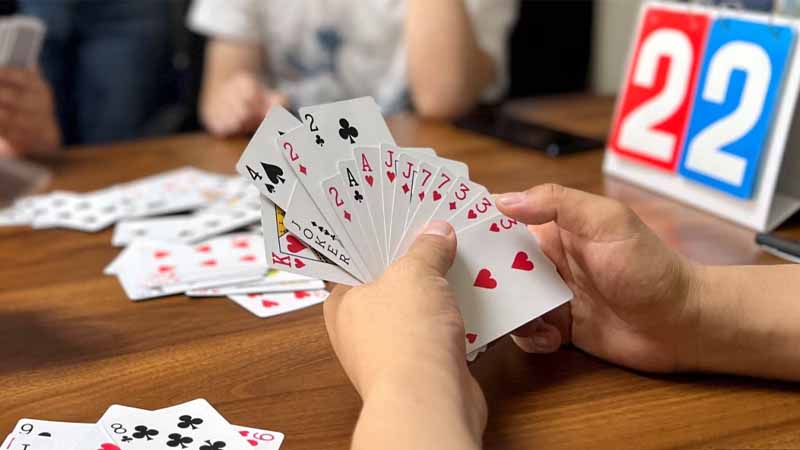 Mức xử phạt hành chính đối với hành vi đánh bài ăn tiền trái phép