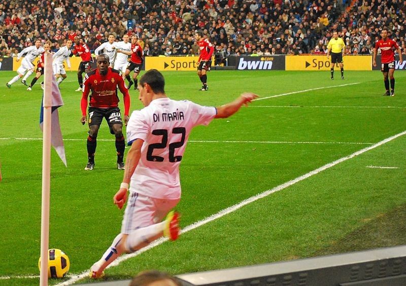 Luật phạt góc và phạt đền – Những điều cầu thủ cần biết Luật Phạt Góc Và Phạt đền – Những điều Cầu Thủ Cần Biết